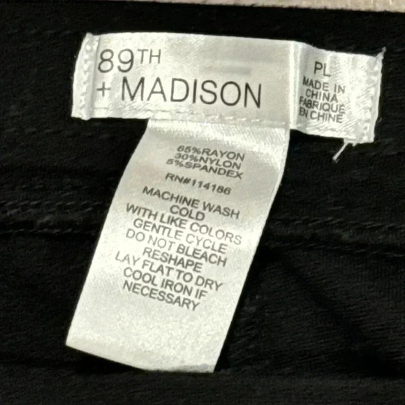 89th Madison jeans PETITE LARGE - Picture 3 of 3